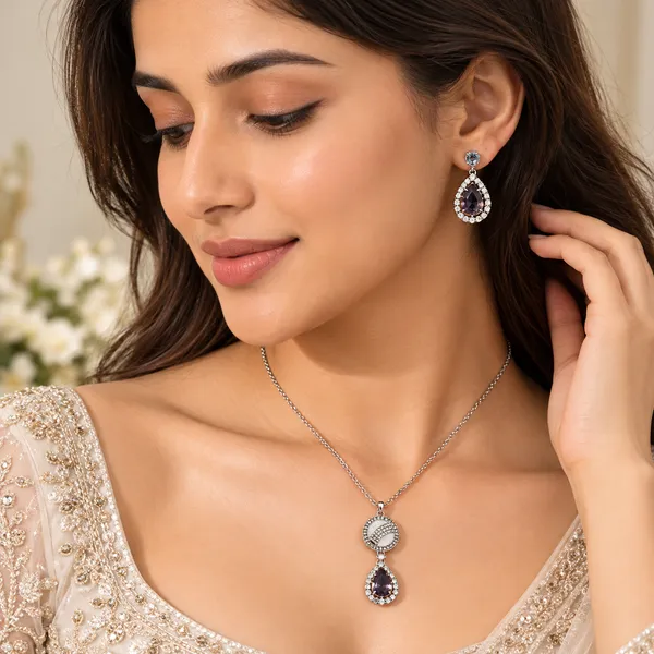 Silver_Brass_Combo_Earring_And_Pendant_Set_For_Women