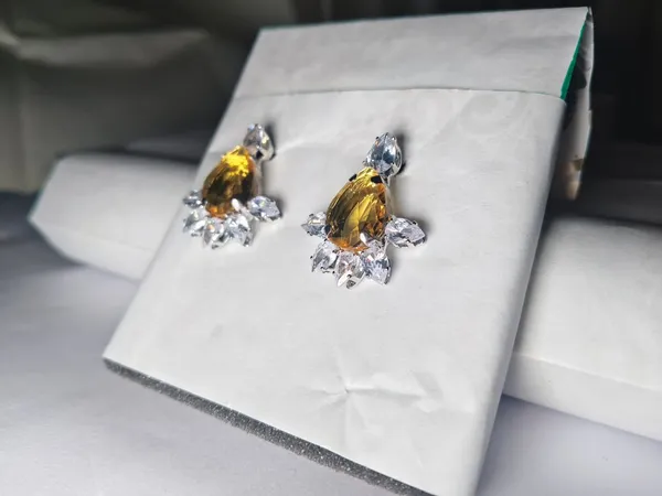 Yellow_Gold_Brass_Earring_For_Women