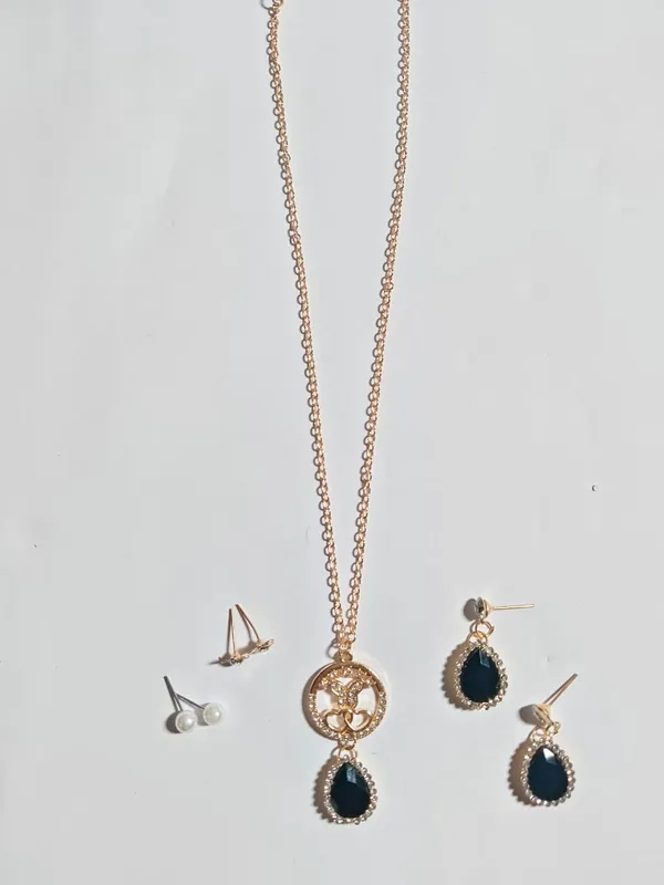 Rose_Gold_Brass_Combo_Earring_And_Pendant_Set_For_Women