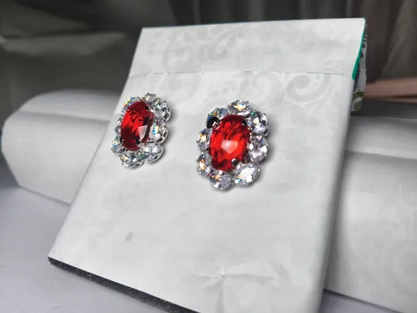 Red_Brass_Earring_For_Women