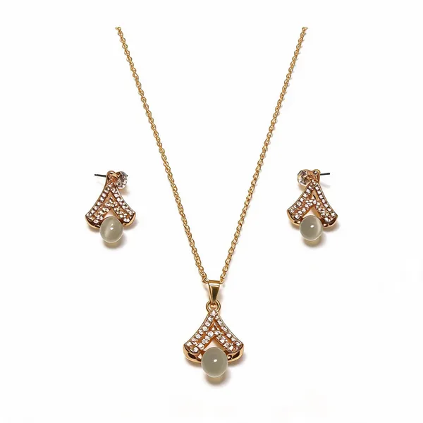 Gold_Brass_Combo_Earring_And_Pendant_Set_For_Women