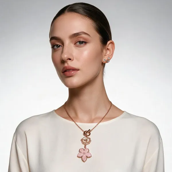 Gold_Brass_Combo_Earring_And_Pendant_Set_For_Women
