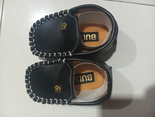 Black_Synthetic_Leather_Slip-On_Mules_for_Women