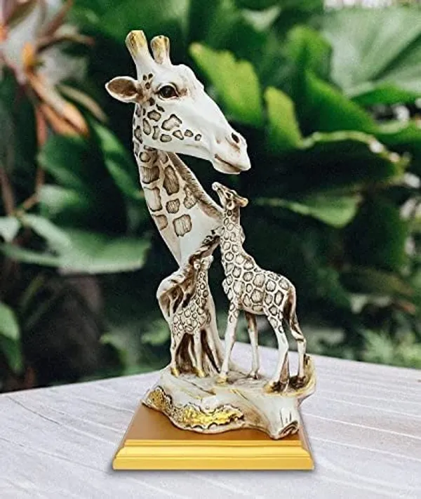 Giraffe_Showpiece