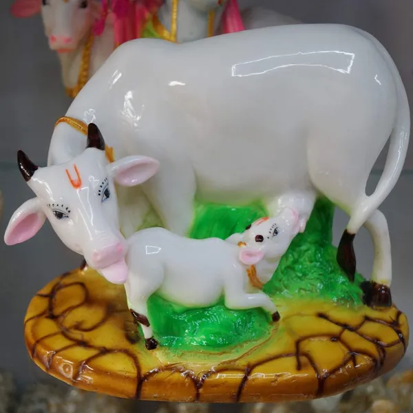 Kamdhenu_Cow_And_Calf_Idol_Polyresin_Figurine
