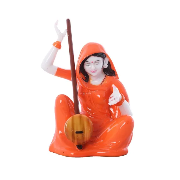 Meerabai_Playing_Musical_Instrument_Statue