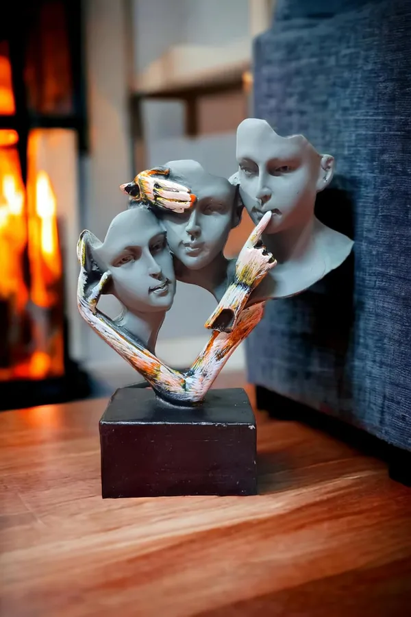 Polyresin_Face_Sculpture