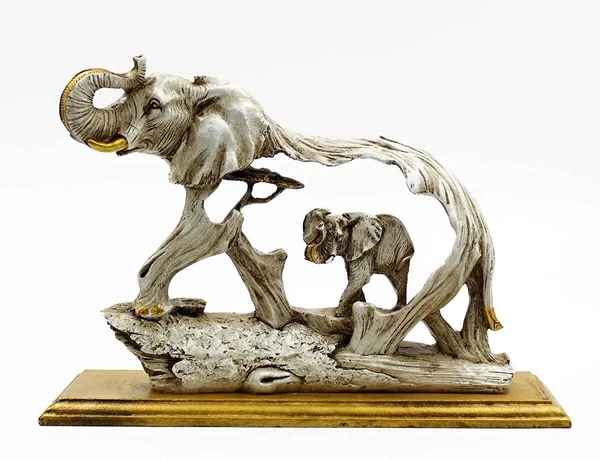 Resin_Elephant_Showpiece_On_Wooden_Base