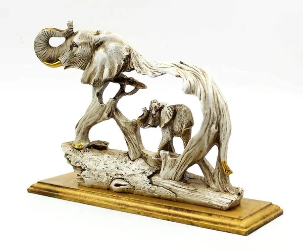 Resin_Elephant_Showpiece_On_Wooden_Base