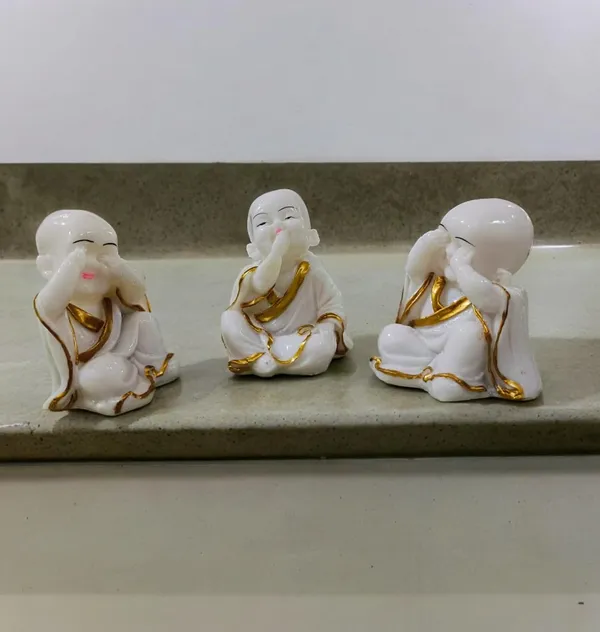 Laughing_Buddha_Resin_Showpiece