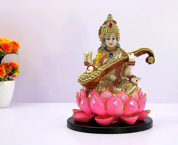 Saraswati_Resin_Statue
