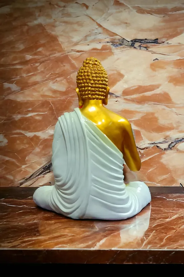 Meditating_Buddha_Statue