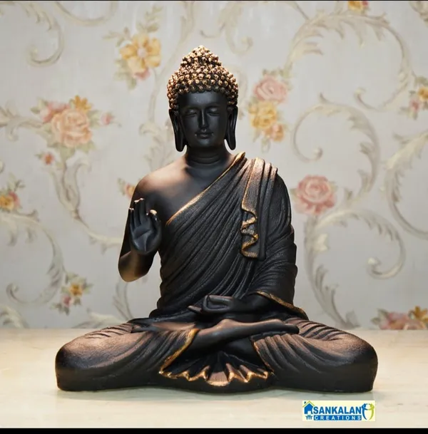 Meditating_Buddha_Statue