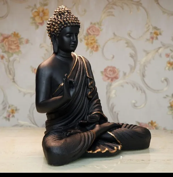Meditating_Buddha_Statue