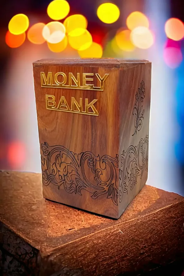 Wooden_Piggy_Bank