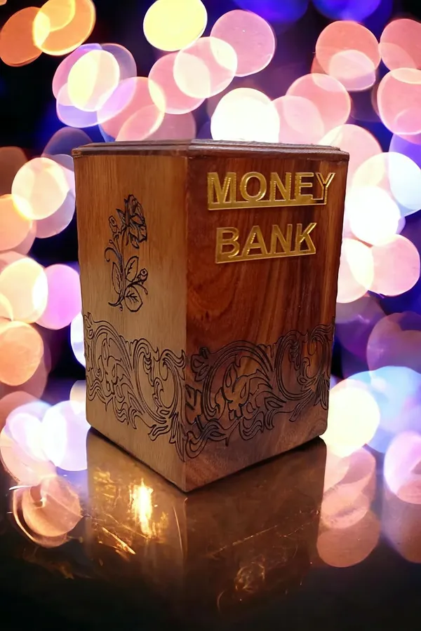 Wooden_Piggy_Bank