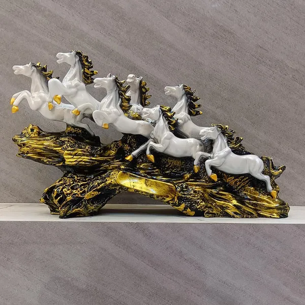 Seven_Horses_Marble_Sculpture