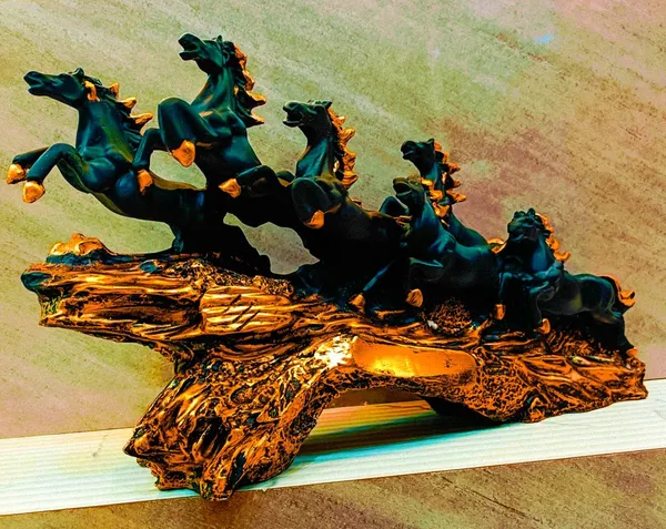 7_Running_Horse_Sculpture