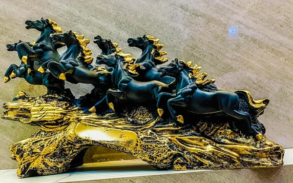 7_Running_Horse_Sculpture