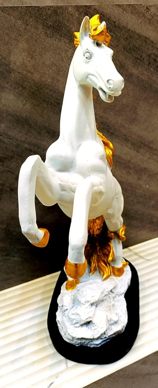 Horse_Sculpture