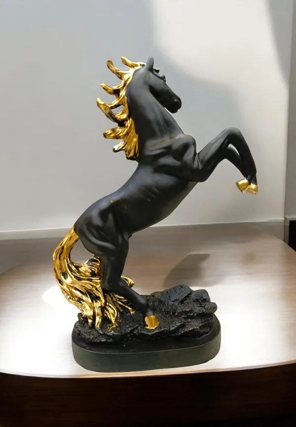 Horse_Sculpture