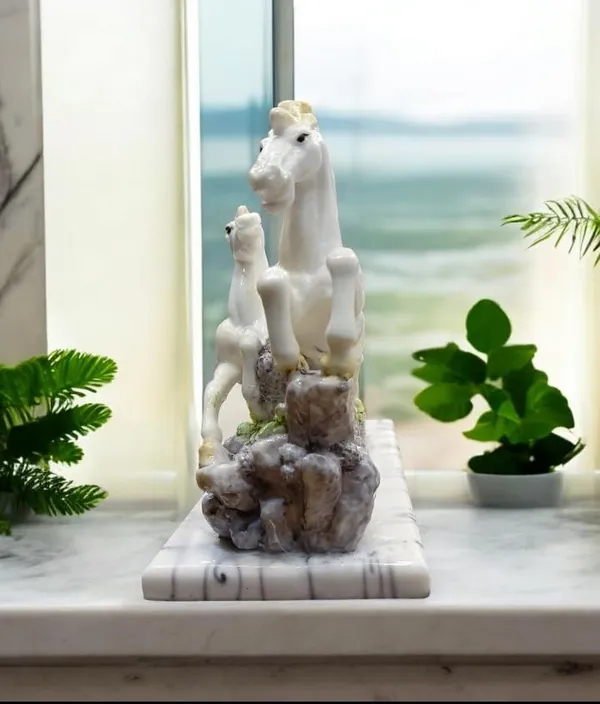 Horse_Figurine_With_Marble_Base