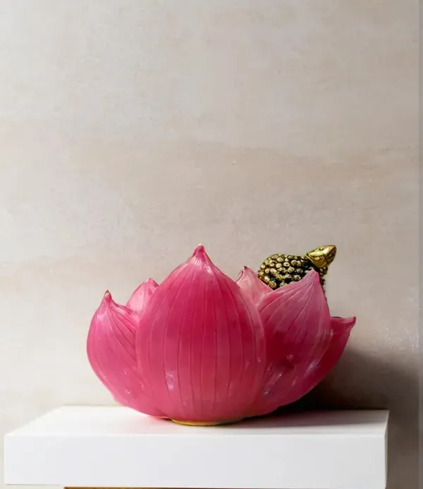 Sleeping_Buddha_Statue_On_Lotus_Base