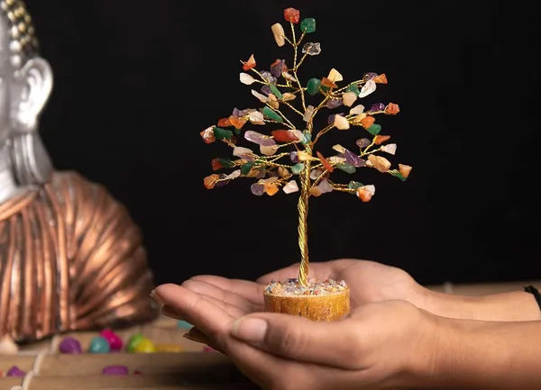 7_Chakra_Crystal_Tree