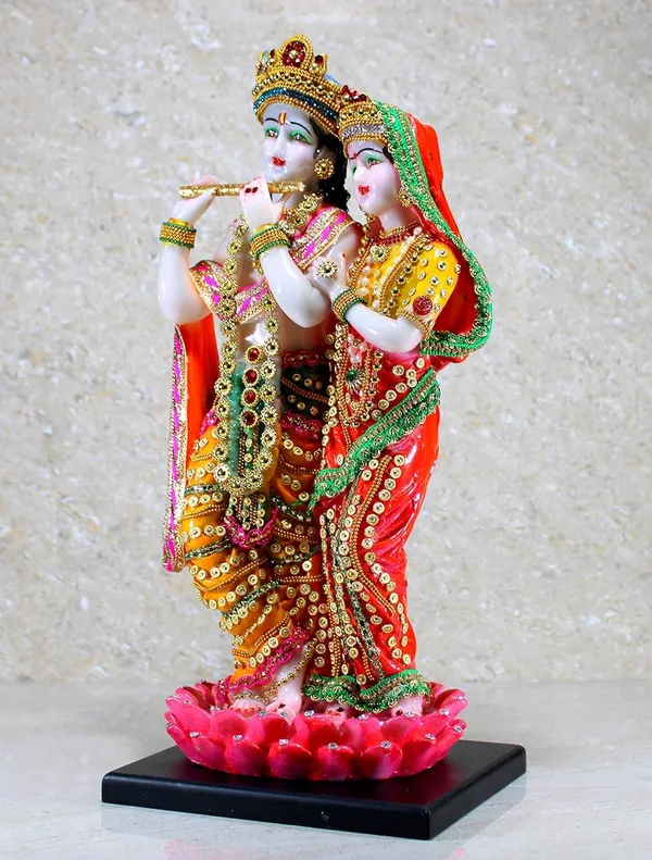Radha_Krishna_Idol_With_Lotus_Base