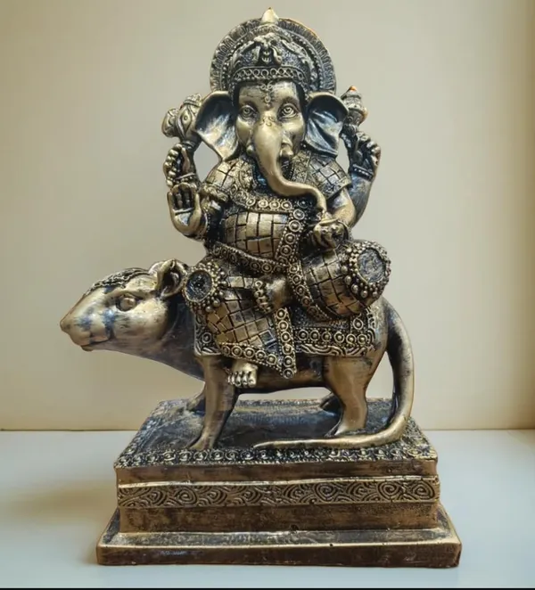 Lord_Ganesha_Riding_Mouse_Resin_Statue