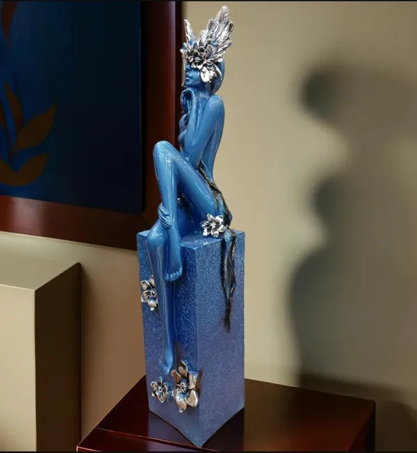 Resin_Fairy_Figurine_With_Floral_Accents