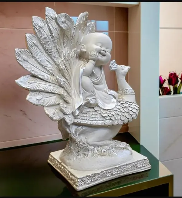 Resin_Buddha_Figurine