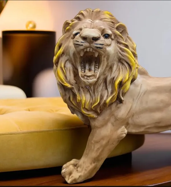 Lion_Resin_Figurine