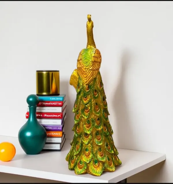 Peacock_Statue