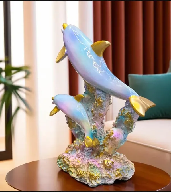Dolphin_Figurine