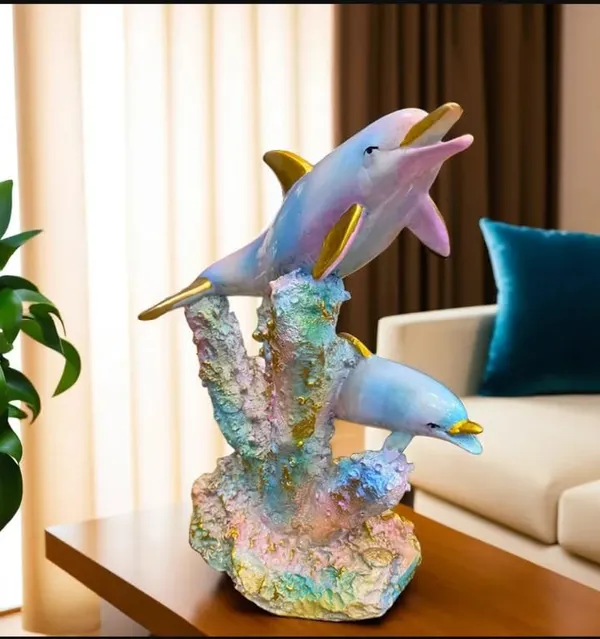 Dolphin_Figurine