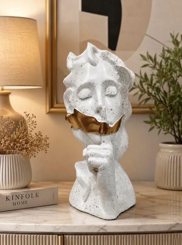 Resin_Figurine