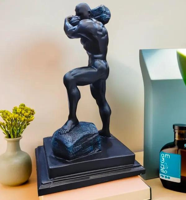 Resin_Man_Sculpture_End_Of_Text
