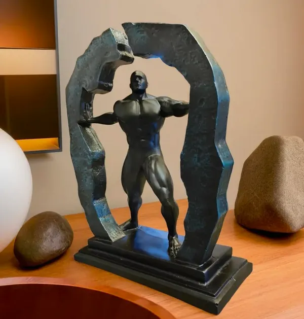 Resin_Bodybuilder_Figurine