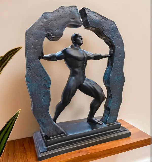 Resin_Bodybuilder_Figurine
