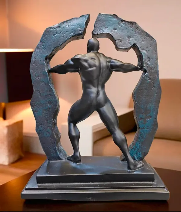 Resin_Bodybuilder_Figurine