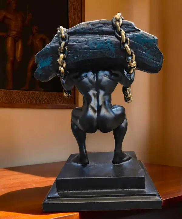 Weightlifter_Sculpture_Figurine