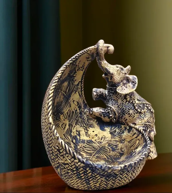 Elephant_Sculpture