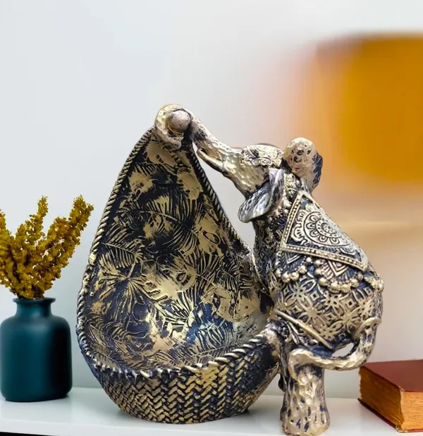 Elephant_Sculpture