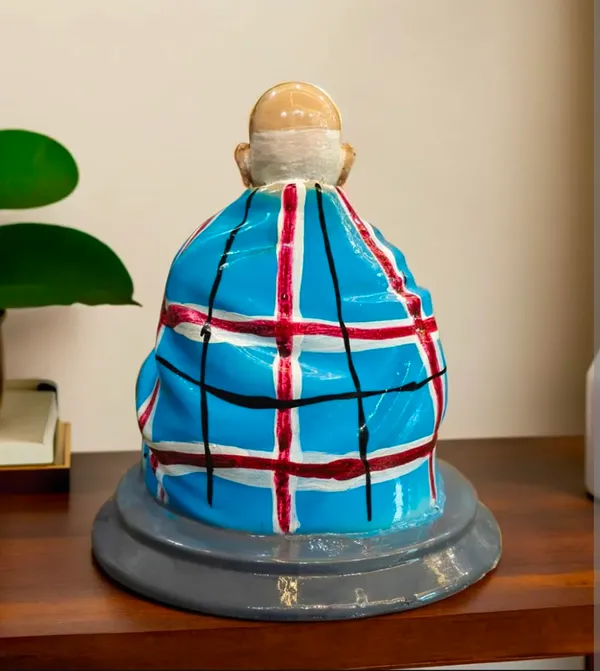 Neem_Karoli_Baba_Ceramic_Figurine
