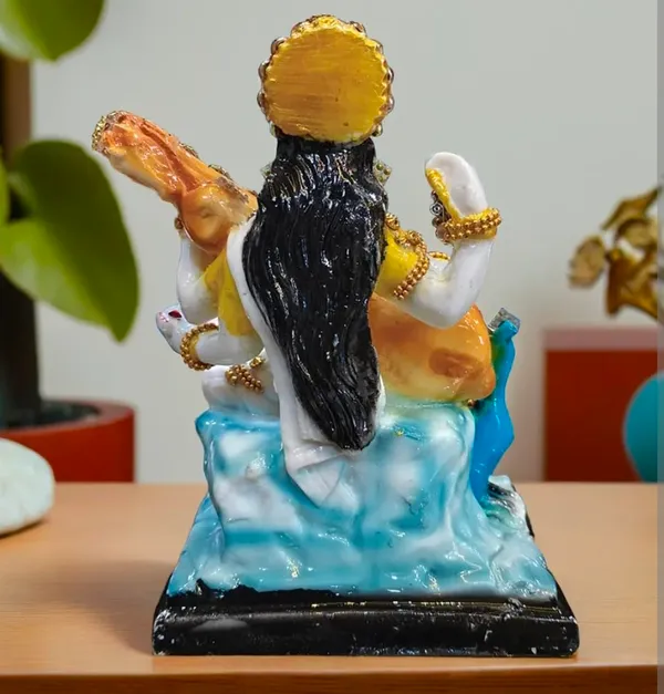 Saraswati_Goddess_Statue