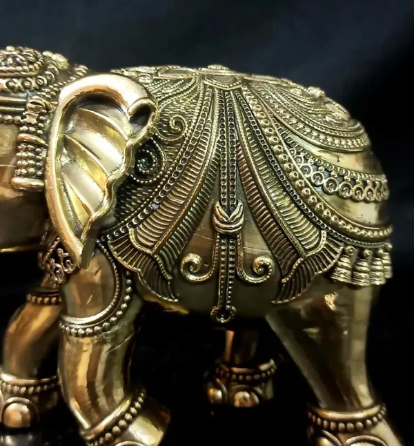Brass_Elephant_Figurine