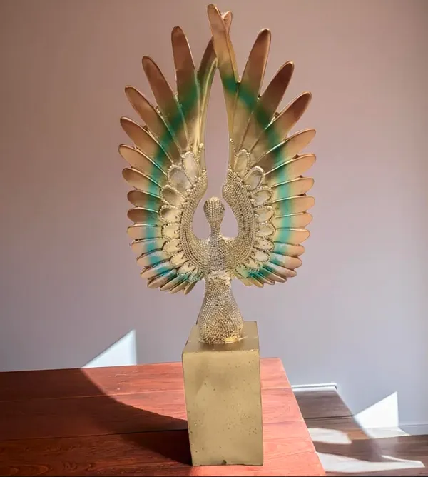 Angel_Figurine_On_Base