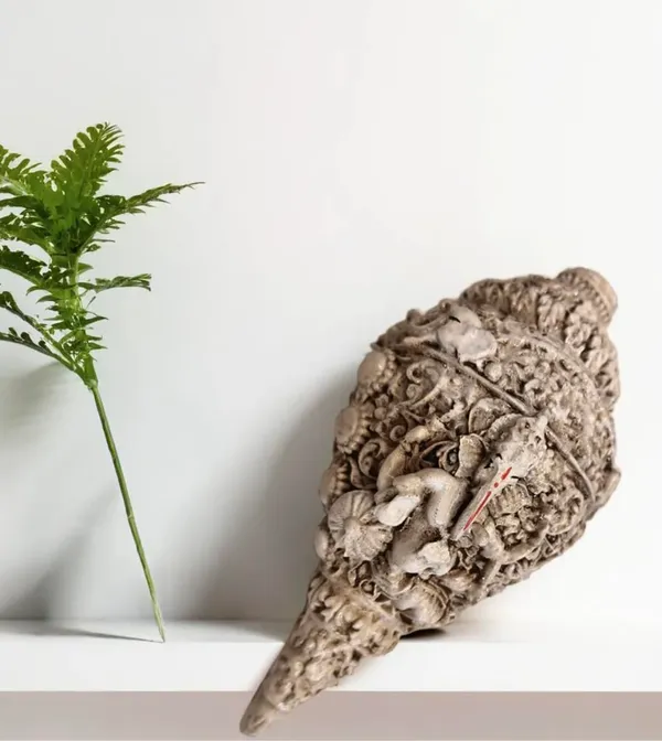 Ganesh_Statue_With_Toad_Figurine