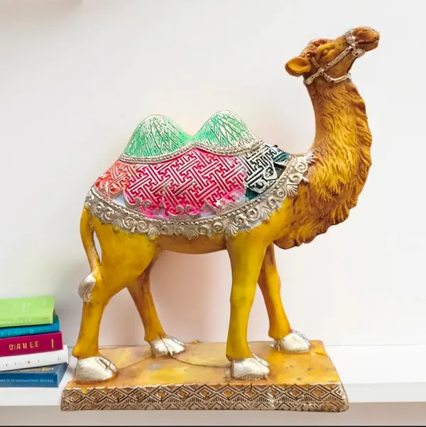 Resin_Camel_Figurine